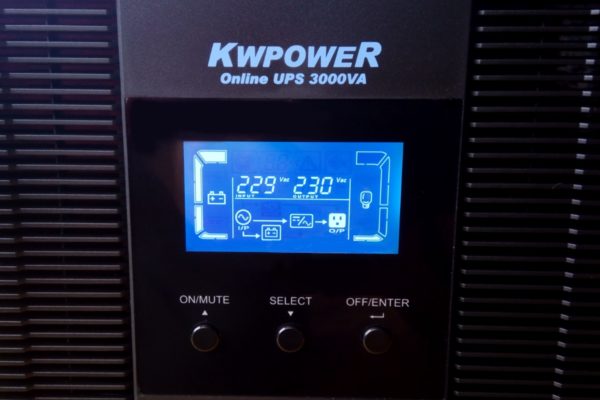 UPS KwpoweR online 3000VA / 2700W Tower p.f. 0.9